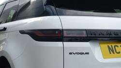 2023 (23) LAND ROVER RANGE ROVER EVOQUE 2.0 D200 R-Dynamic SE 5dr Auto 5250340