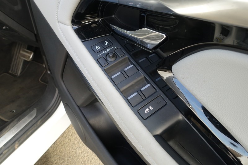 2023 (23) LAND ROVER RANGE ROVER EVOQUE 2.0 D200 R-Dynamic SE 5dr Auto 5231233