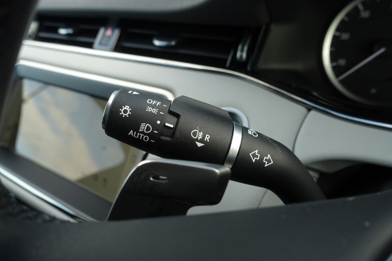 2023 (23) LAND ROVER RANGE ROVER EVOQUE 2.0 D200 R-Dynamic SE 5dr Auto 5231224