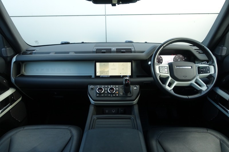 2024 (24) LAND ROVER DEFENDER 3.0 D250 XS Edition 110 5dr Auto 5256473