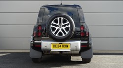 2024 (24) LAND ROVER DEFENDER 3.0 D250 XS Edition 110 5dr Auto 5256470