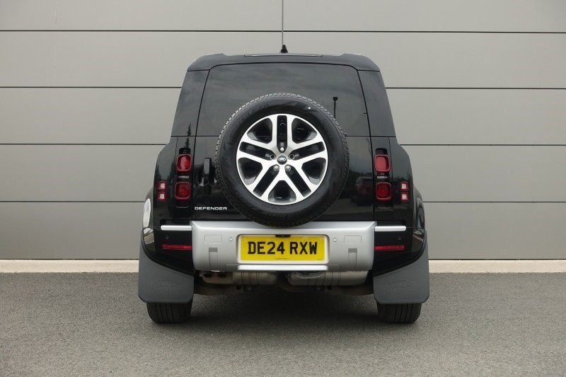 2024 (24) LAND ROVER DEFENDER 3.0 D250 XS Edition 110 5dr Auto 5531403
