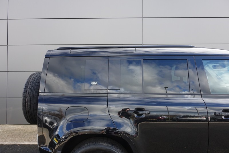 2024 (24) LAND ROVER DEFENDER 3.0 D250 XS Edition 110 5dr Auto 5256488