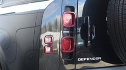 2024 (24) LAND ROVER DEFENDER 3.0 D250 XS Edition 110 5dr Auto 5256483