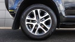 2024 (24) LAND ROVER DEFENDER 3.0 D250 XS Edition 110 5dr Auto 5256489