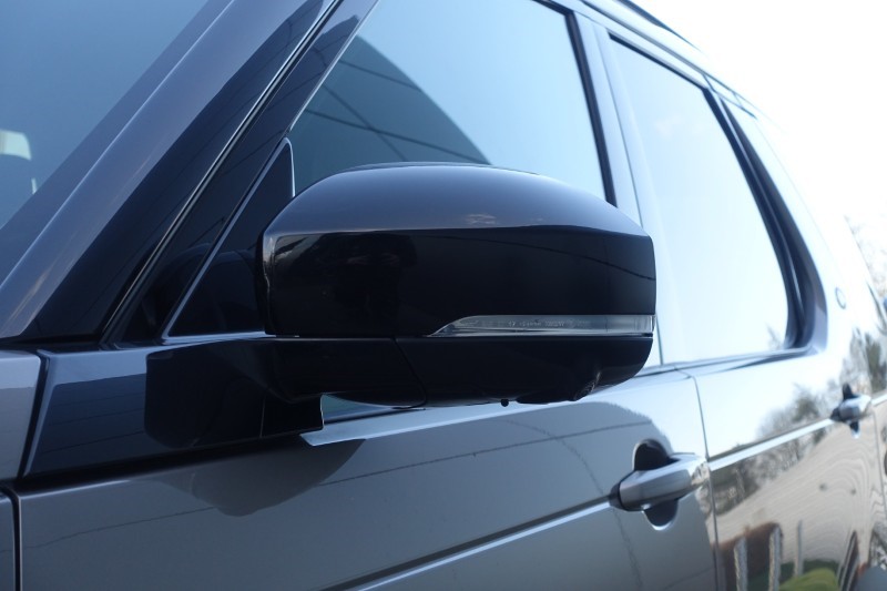 2023 (23) LAND ROVER DISCOVERY 3.0 D300 R-Dynamic HSE 5dr Auto 5235266