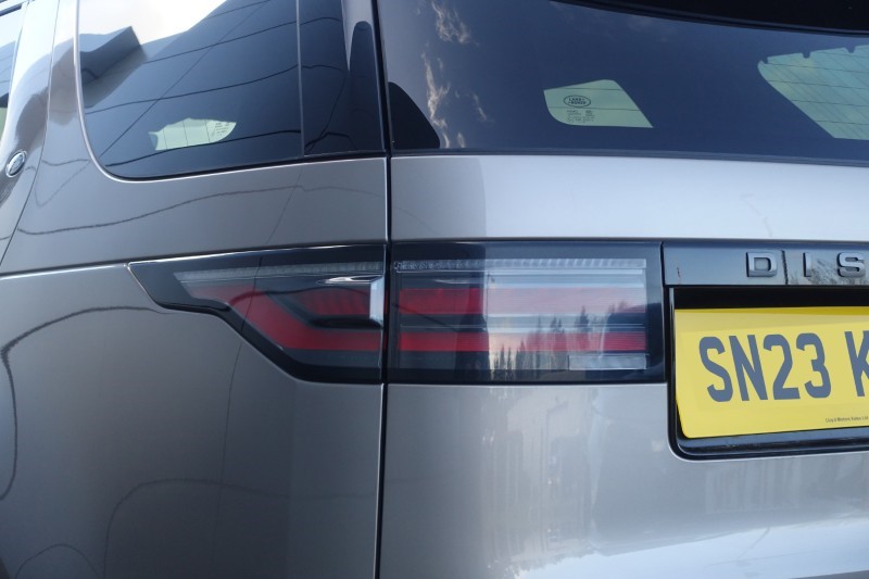 2023 (23) LAND ROVER DISCOVERY 3.0 D300 R-Dynamic HSE 5dr Auto 5235256