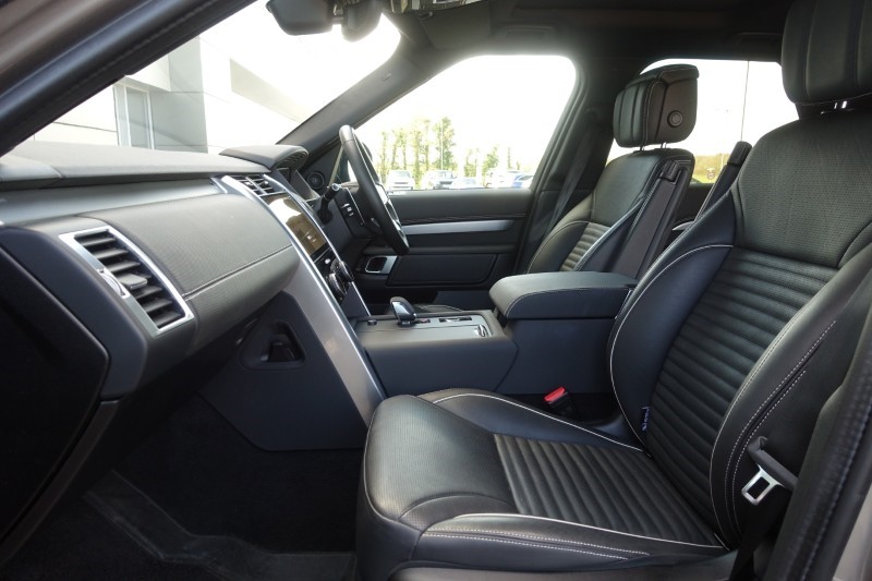 2023 (23) LAND ROVER DISCOVERY 3.0 D300 R-Dynamic HSE 5dr Auto 5235240