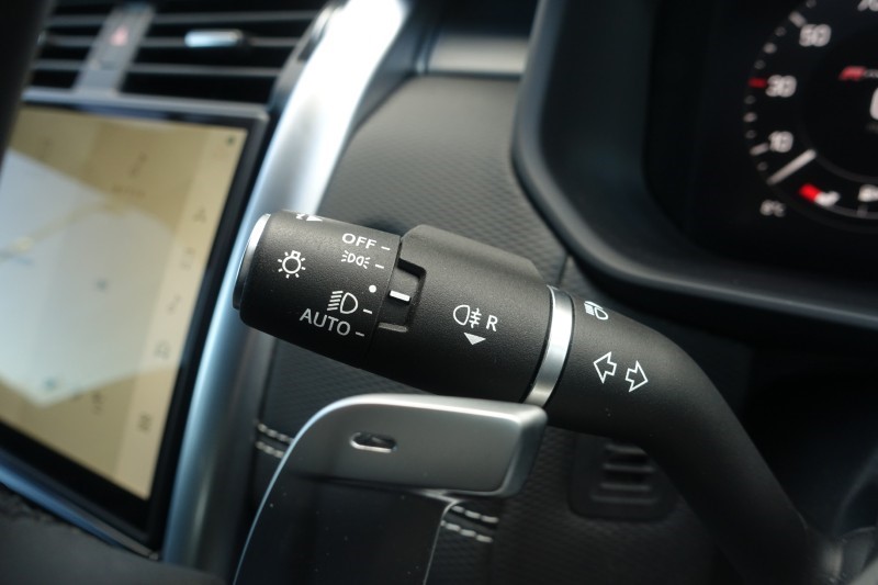 2023 (23) LAND ROVER DISCOVERY 3.0 D300 R-Dynamic HSE 5dr Auto 5235271