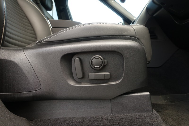 2023 (23) LAND ROVER DISCOVERY 3.0 D300 R-Dynamic HSE 5dr Auto 5235282