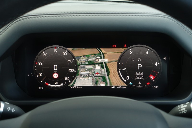 2023 (73) LAND ROVER DEFENDER 3.0 D300 X-Dynamic HSE 130 5dr Auto [8 Seat] 5234789