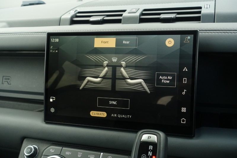 2023 (73) LAND ROVER DEFENDER 3.0 D300 X-Dynamic HSE 130 5dr Auto [8 Seat] 5234803