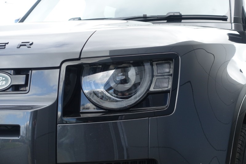2023 (73) LAND ROVER DEFENDER 3.0 D300 X-Dynamic HSE 130 5dr Auto [8 Seat] 5234849