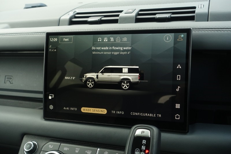 2023 (73) LAND ROVER DEFENDER 3.0 D300 X-Dynamic HSE 130 5dr Auto [8 Seat] 5234806