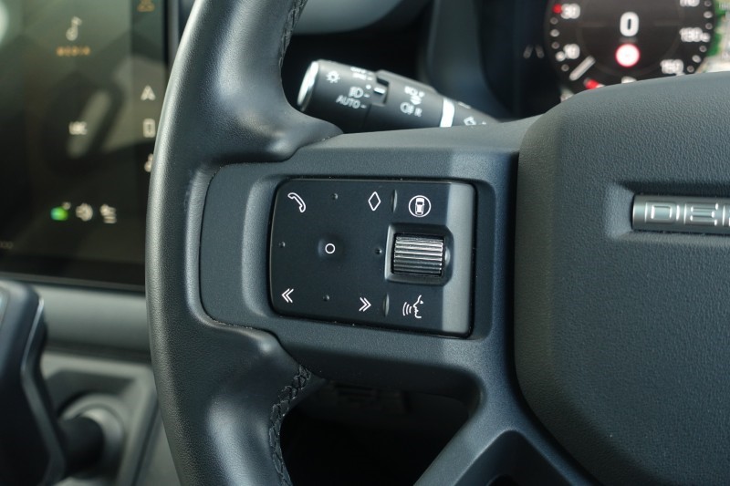 2023 (73) LAND ROVER DEFENDER 3.0 D300 X-Dynamic HSE 130 5dr Auto [8 Seat] 5234797