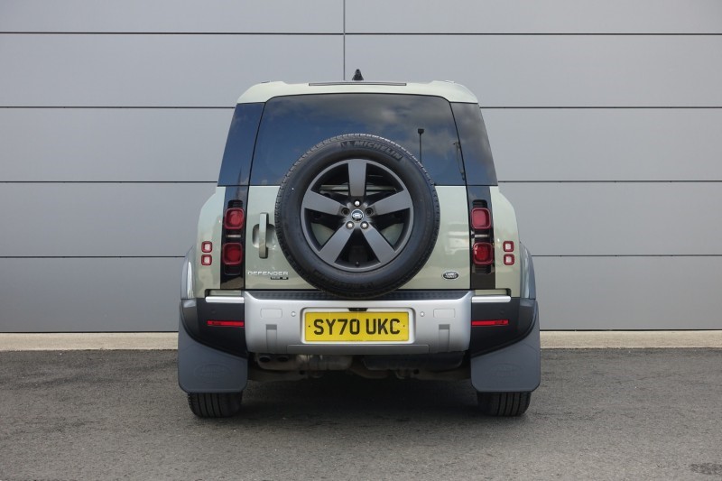 2020 (70) LAND ROVER DEFENDER 2.0 D240 SE 110 5dr Auto [6 Seat] 5228636