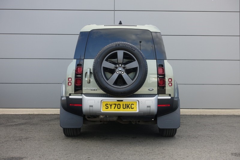 2020 (70) LAND ROVER DEFENDER 2.0 D240 SE 110 5dr Auto [6 Seat] 5228651