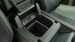 2026 (26) LAND ROVER DEFENDER 4.4 P635 Octa 110 5dr Auto 5204039