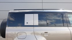 2026 (26) LAND ROVER DEFENDER 4.4 P635 Octa 110 5dr Auto 5204005