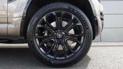 2026 (26) LAND ROVER DEFENDER 4.4 P635 Octa 110 5dr Auto 5203987