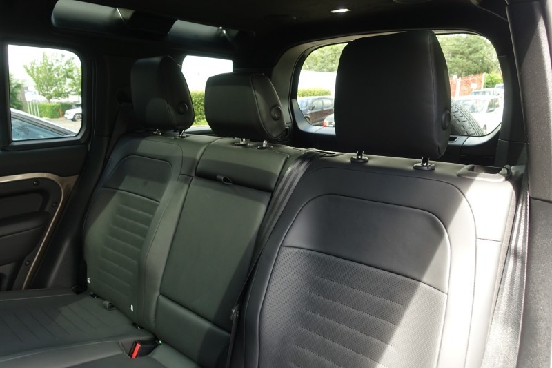 2026 (26) LAND ROVER DEFENDER 4.4 P635 Octa 110 5dr Auto 5204054