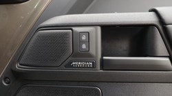 2026 (26) LAND ROVER DEFENDER 4.4 P635 Octa 110 5dr Auto 5204045