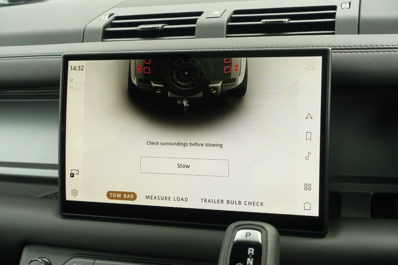 2026 (26) LAND ROVER DEFENDER 4.4 P635 Octa 110 5dr Auto 5204024