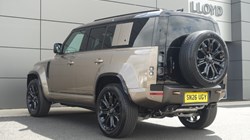 2026 (26) LAND ROVER DEFENDER 4.4 P635 Octa 110 5dr Auto 5203981