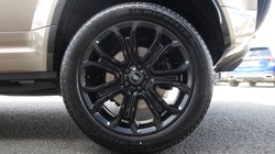 2026 (26) LAND ROVER DEFENDER 4.4 P635 Octa 110 5dr Auto 5204010