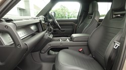 2026 (26) LAND ROVER DEFENDER 4.4 P635 Octa 110 5dr Auto 5203982