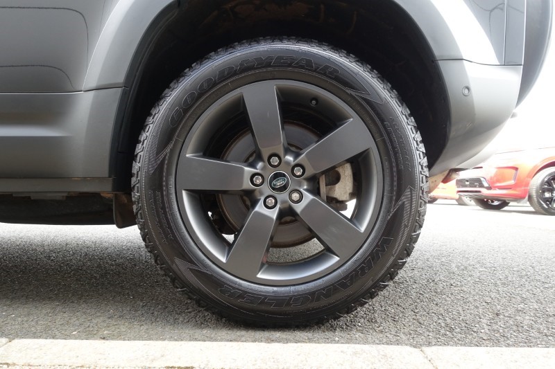 2023 (23) LAND ROVER DEFENDER 3.0 D300 SE 110 5dr Auto 5323108