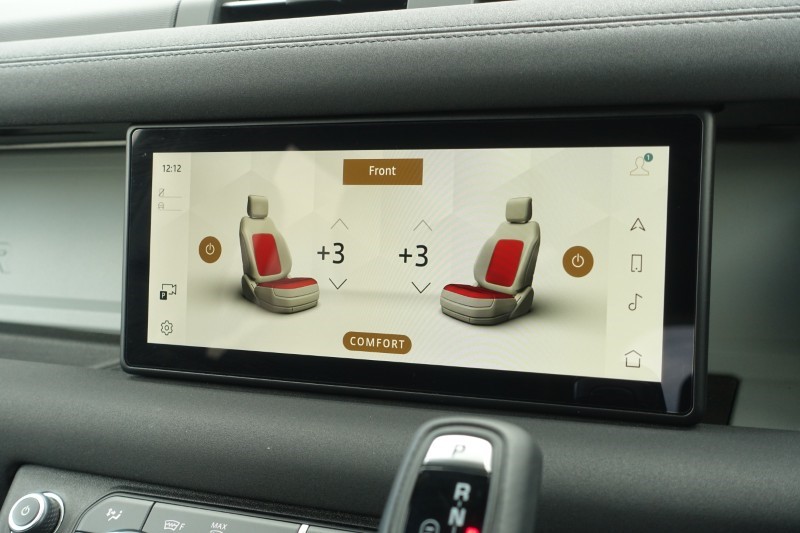 2023 (23) LAND ROVER DEFENDER 3.0 D300 SE 110 5dr Auto 5323121