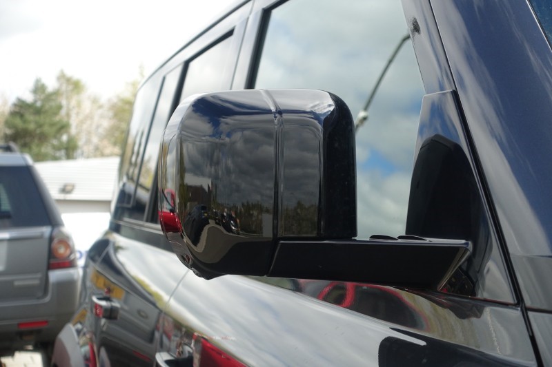 2023 (23) LAND ROVER DEFENDER 3.0 D300 SE 110 5dr Auto 5323102