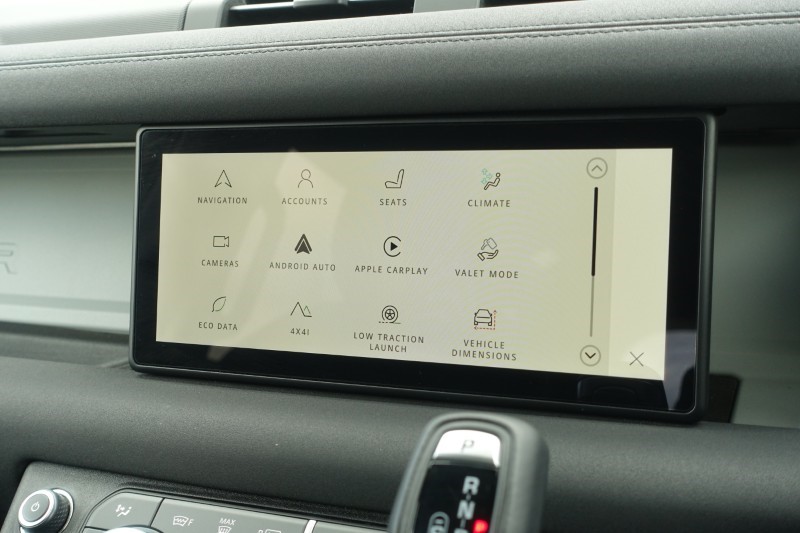 2023 (23) LAND ROVER DEFENDER 3.0 D300 SE 110 5dr Auto 5323120