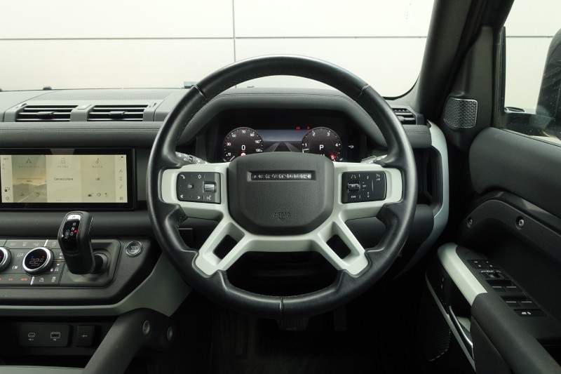 2023 (23) LAND ROVER DEFENDER 3.0 D300 SE 110 5dr Auto 5323095