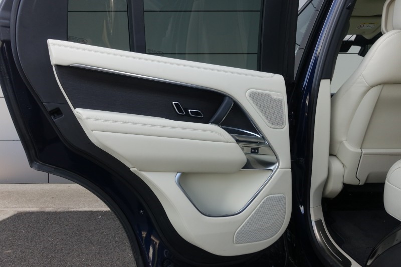 2023 (23) LAND ROVER RANGE ROVER 3.0 D350 Autobiography 4dr Auto 5224874