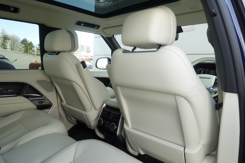 2023 (23) LAND ROVER RANGE ROVER 3.0 D350 Autobiography 4dr Auto 5224863