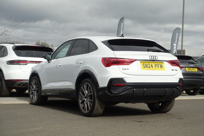 2024 (24) AUDI Q3 35 TFSI Black Edition 5dr S Tronic [20" Alloy] 5240919