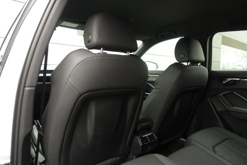 2024 (24) AUDI Q3 35 TFSI Black Edition 5dr S Tronic [20" Alloy] 5240972