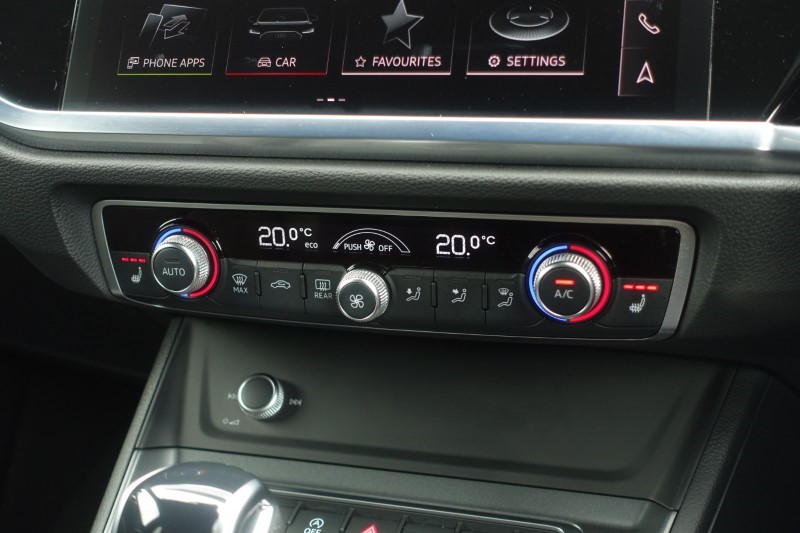 2024 (24) AUDI Q3 35 TFSI Black Edition 5dr S Tronic [20" Alloy] 5240958