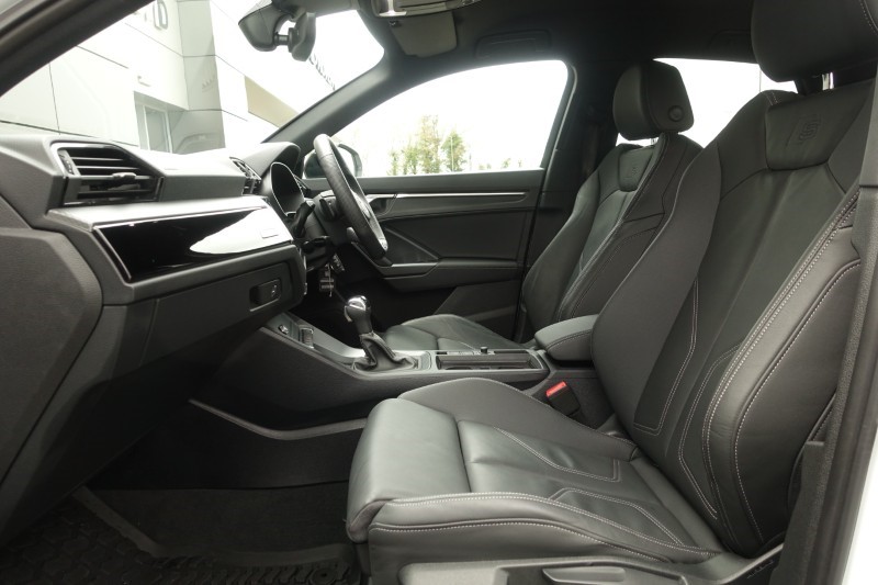 2024 (24) AUDI Q3 35 TFSI Black Edition 5dr S Tronic [20" Alloy] 5240920