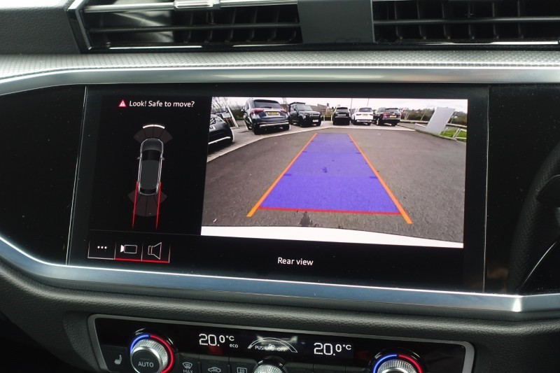 2024 (24) AUDI Q3 35 TFSI Black Edition 5dr S Tronic [20" Alloy] 5240929