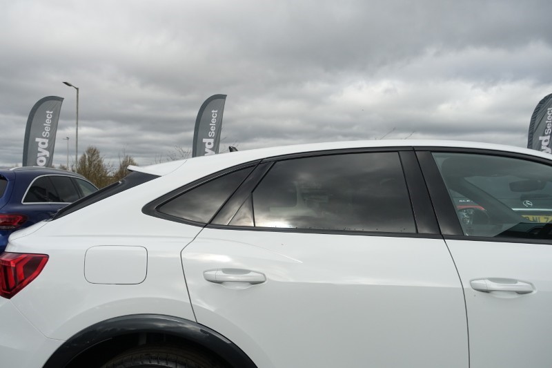 2024 (24) AUDI Q3 35 TFSI Black Edition 5dr S Tronic [20" Alloy] 5240939