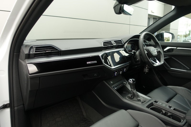 2024 (24) AUDI Q3 35 TFSI Black Edition 5dr S Tronic [20" Alloy] 5240975