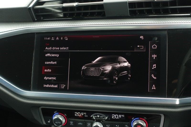 2024 (24) AUDI Q3 35 TFSI Black Edition 5dr S Tronic [20" Alloy] 5240956