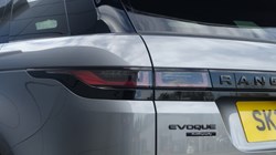 2021 (21) LAND ROVER RANGE ROVER EVOQUE 2.0 D200 Autobiography 5dr Auto 5267662