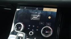 2021 (21) LAND ROVER RANGE ROVER EVOQUE 2.0 D200 Autobiography 5dr Auto 5267690