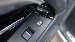 2021 (21) LAND ROVER RANGE ROVER EVOQUE 2.0 D200 Autobiography 5dr Auto 5267712