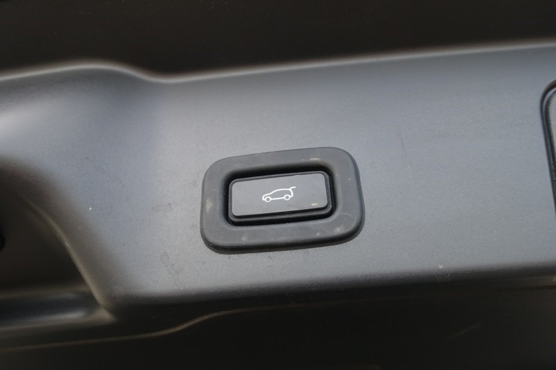 2021 (21) LAND ROVER RANGE ROVER EVOQUE 2.0 D200 Autobiography 5dr Auto 5267676