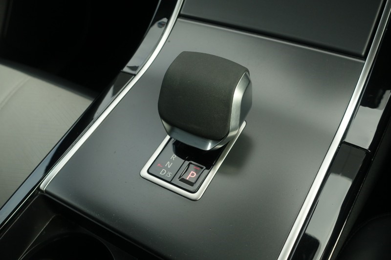 2023 (73) LAND ROVER RANGE ROVER VELAR 2.0 P400e Dynamic HSE 5dr Auto 5242216